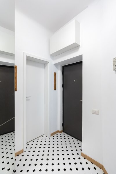 Piata Mihail Kogalniceanu, Gradina Cismigiu, studio premium